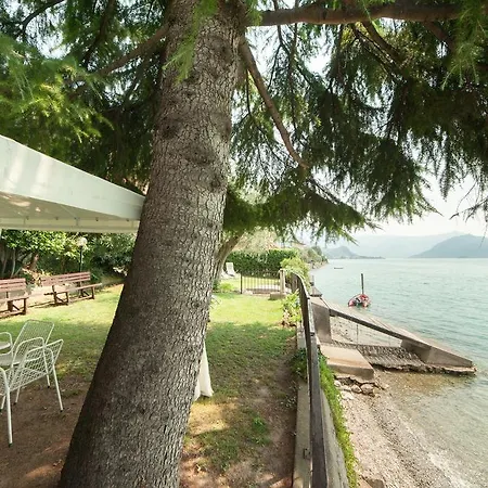Nest On The Lake Marone Room photo